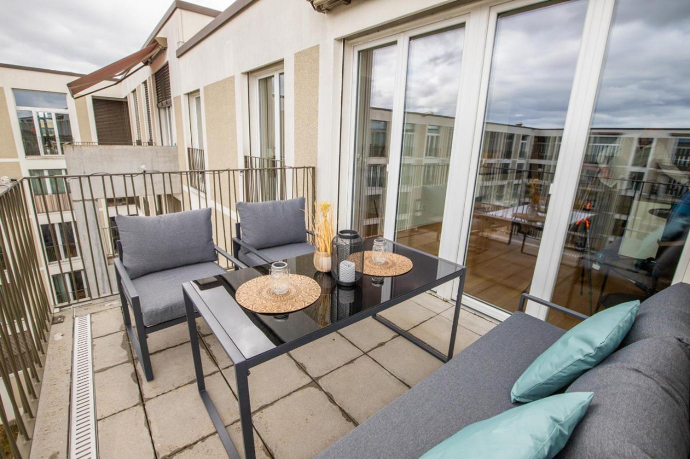 Special Einstein I Apartment Basel, Messe Kleinbasel 10-Star מראה חיצוני תמונה